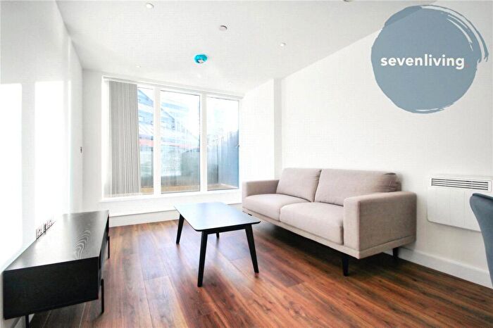 1 Bedroom Apartment To Rent In The Grand Exchange, Market Street, Bracknell, Berkshire, RG12
