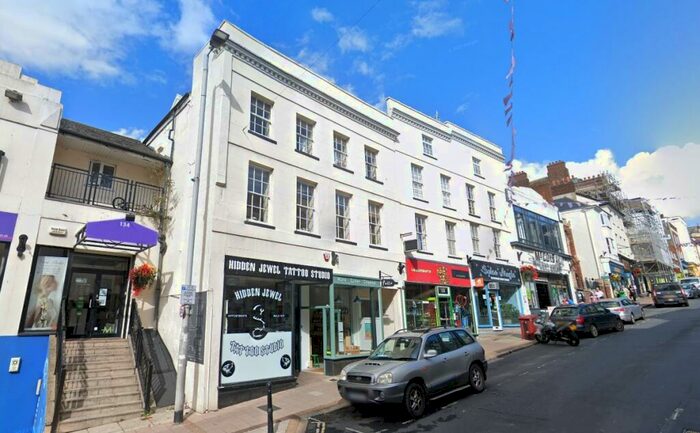 2 Bedroom Flat To Rent In Fore Street, Exeter, EX4