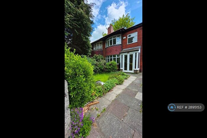 3 Bedroom Semi-Detached House To Rent In Long Lane, Bolton, BL2