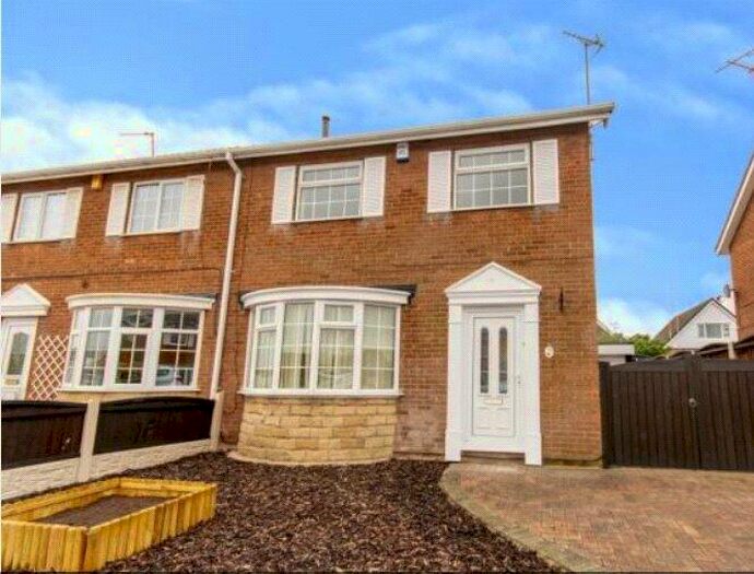 3 Bedroom Semi-Detached House To Rent In Guildford Avenue, Mansfield Woodhouse, Nottinghamshire, NG19