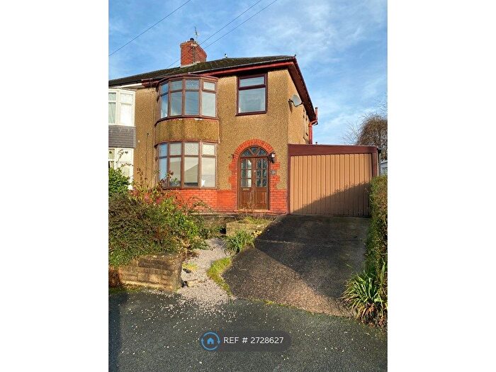 3 Bedroom Semi-Detached House To Rent In Bank Hey Lane South, Blackburn, BB1