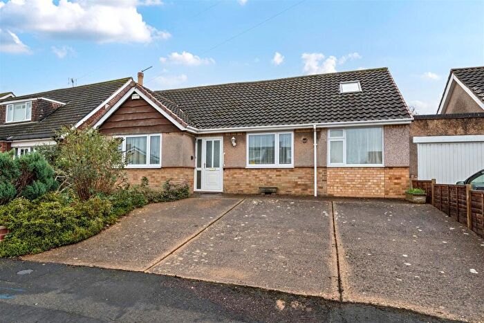 3 Bedroom Detached House For Sale In Southey Road, Rugby, CV22