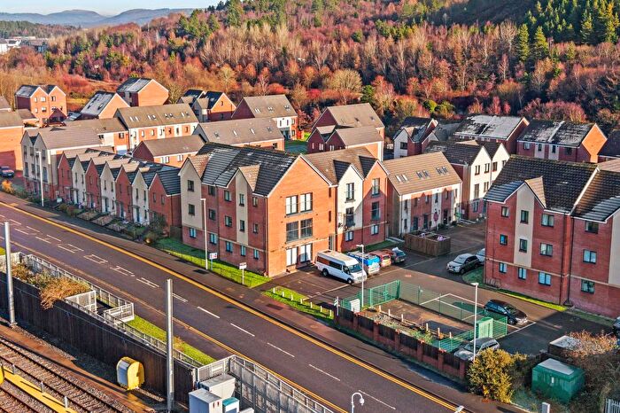 2 Bedroom Flat For Sale In Golwg Y Garreg Wen, Swansea, SA1