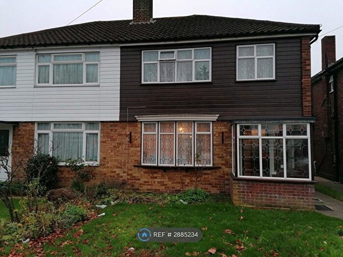 3 Bedroom Semi Detached House To Rent In London, London, EN3