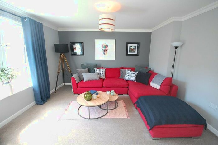 2 Bedroom Flat To Rent In Seaforth Road, City Centre, Aberdeen, AB24