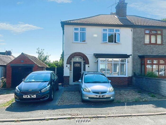 3 Bedroom Semi Detached House To Rent In Park Drive, Swanwick, DE55