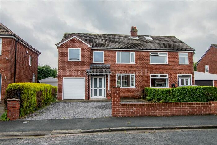 5 Bedroom Property To Rent In Langholme Road, Penwortham, Preston, PR1