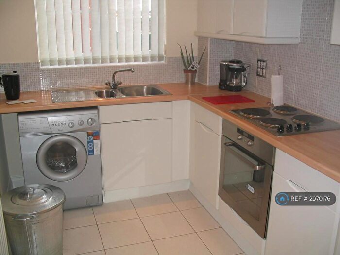 2 Bedroom Flat To Rent In Firbank, Bamber Bridge, Preston, PR5