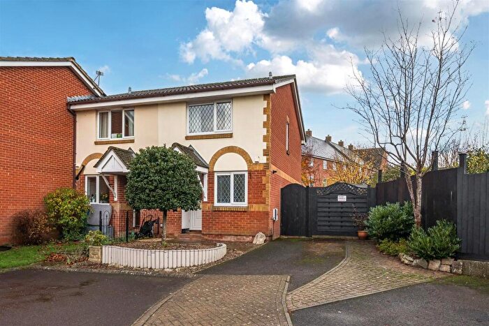 2 Bedroom End Of Terrace House For Sale In Ash Walk, Devizes, SN10