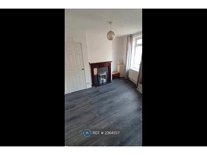 2 Bedroom End Of Terrace House To Rent In Caernarfon, Caernarfon, LL55