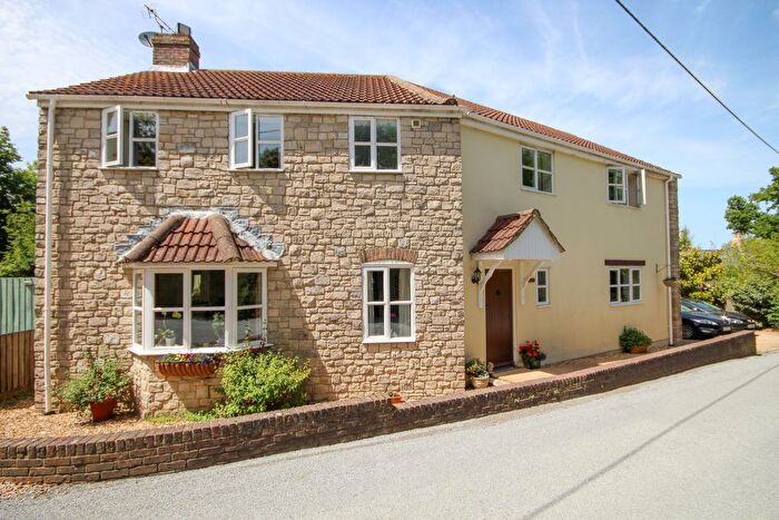 4 Bedroom Detached House For Sale In Buckland Newton, Dorchester, Dorset, DT2
