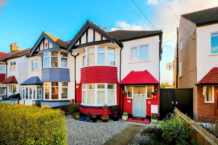 Studio To Rent In Victoria Road, London, E4