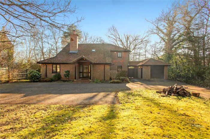 4 Bedroom Detached House To Rent In Guildford Road, Normandy, Surrey, GU3