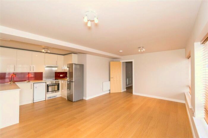 1 Bedroom Apartment To Rent In Holloway Road, Holloway, Islington, N7