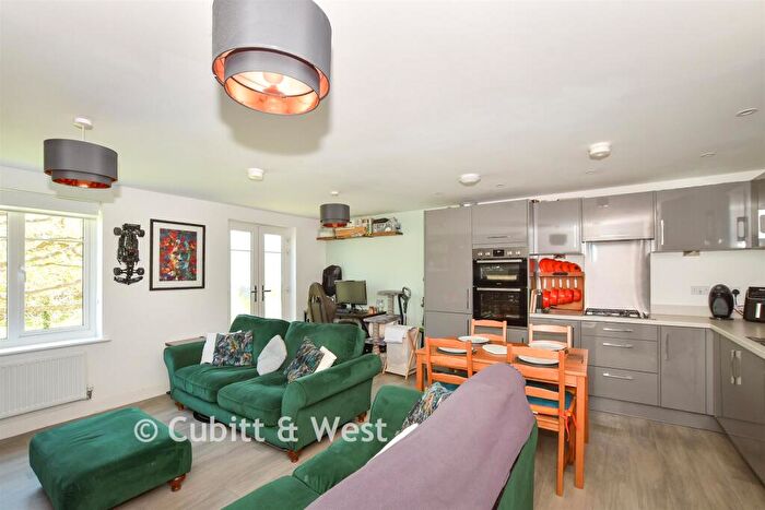 2 Bedroom Flat For Sale In Cornwell Avenue, Forge Wood, Crawley, West Sussex, RH10