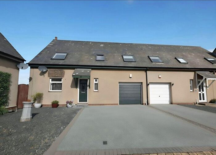3 Bedroom Bungalow For Sale In West Farm Court, Cramlington Village, NE23
