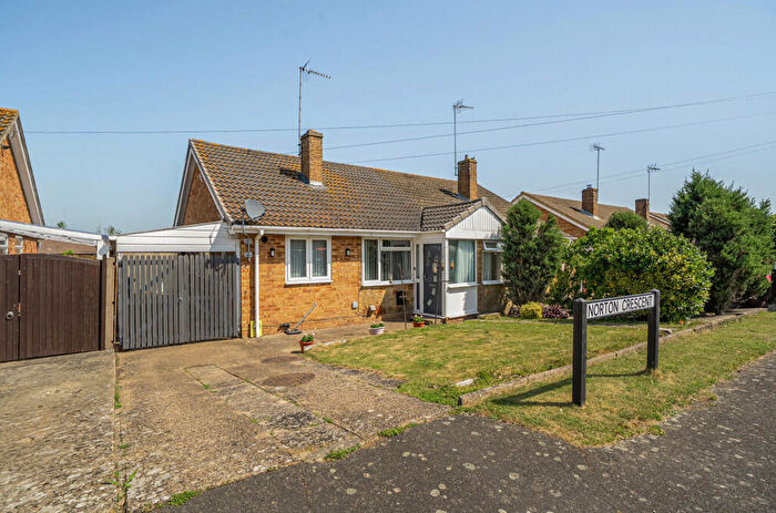 2 Bedroom Bungalow For Sale In Norton Crescent, Towcester, Northamptonshire, NN12