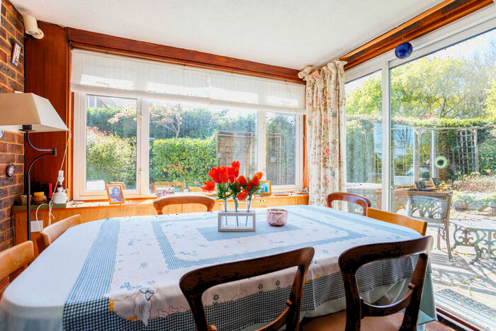 5 Bedroom Detached House For Sale In Lock Lane, Chichester, PO20