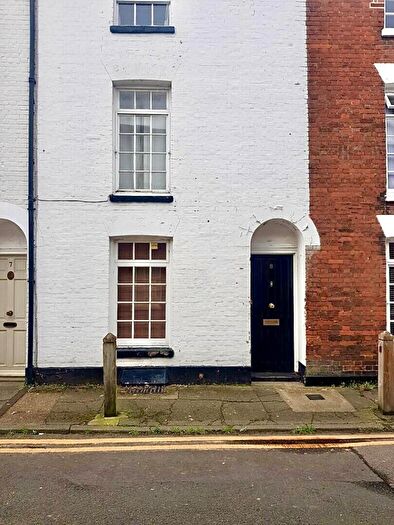 3 Bedroom Terraced House To Rent In Love Lane, Canterbury, CT1