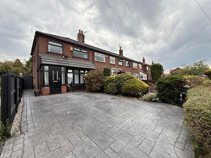 2 Bedroom End Of Terrace House For Sale In Mallory Avenue, Ashton-Under-Lyne, OL7