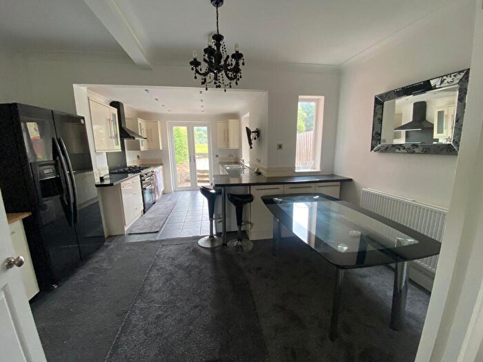 3 Bedroom Terraced House To Rent In Abbey Drive, Leicester, LE4