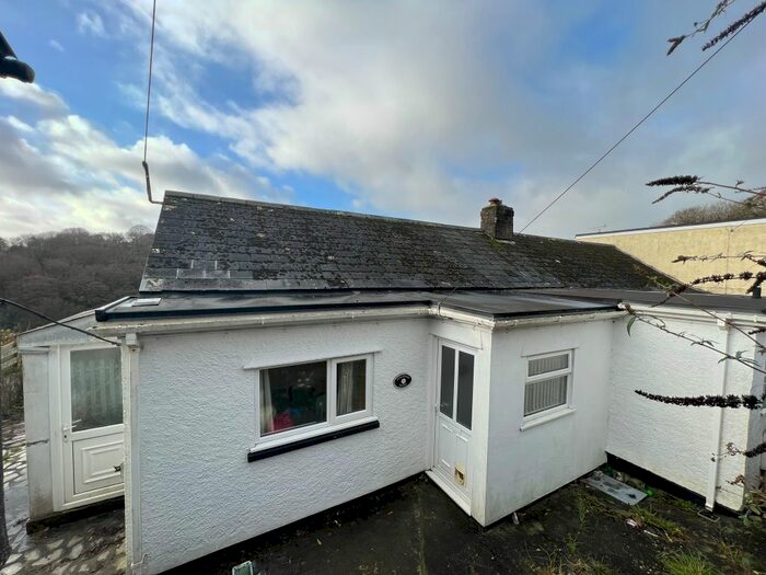 2 Bedroom Semi-Detached House To Rent In Trenance Road, St. Austell, PL25