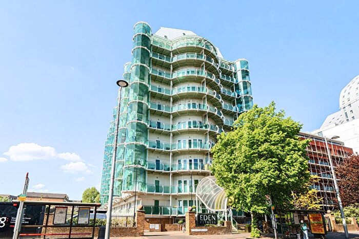 1 Bedroom Flat For Sale In Uxbridge Road, Ealing, London, W5