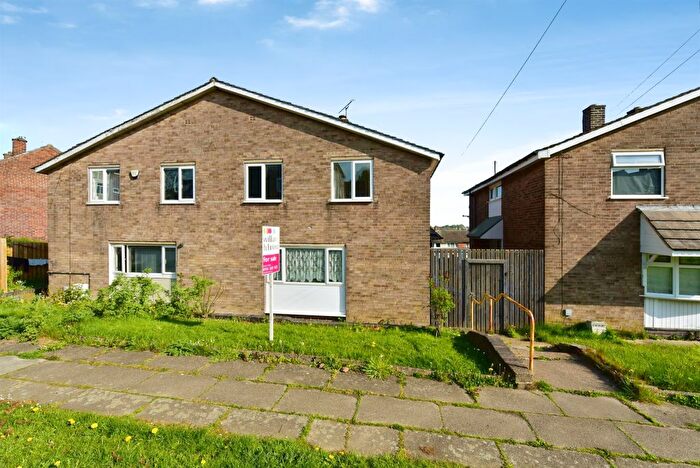 4 Bedroom Semi-Detached House For Sale In Morland Road, Sheffield, S14