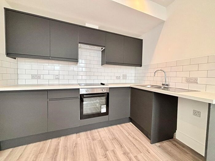 1 Bedroom Flat To Rent In College Place, Southampton, SO15