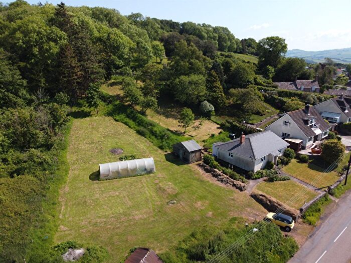 2 Bedroom Detached Bungalow For Sale In The Avenue, West Quantoxhead, Taunton, TA4