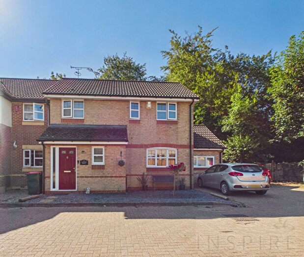 3 Bedroom End Of Terrace House For Sale In Olivier Road, Maidenbower, RH10