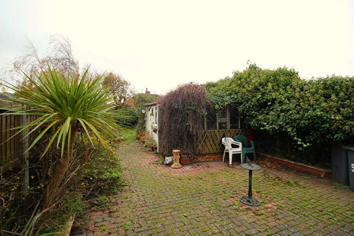 2 Bedroom Semi-Detached House For Sale In Sawley Avenue, FY4