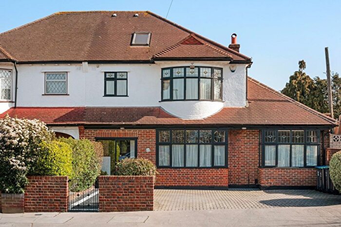 4 Bedroom Semi-Detached House For Sale In Convent Hill, Crystal Palace, London, SE19