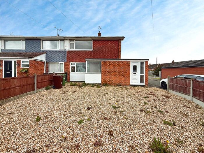 2 Bedroom End Of Terrace House For Sale In Clematis Approach, Lincoln, Lincolnshire, LN6