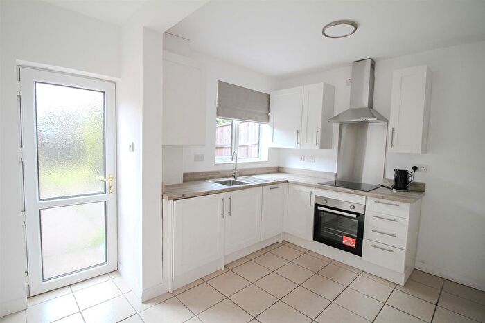 2 Bedroom Terraced House To Rent In Victoria Road, Nottingham, NG5