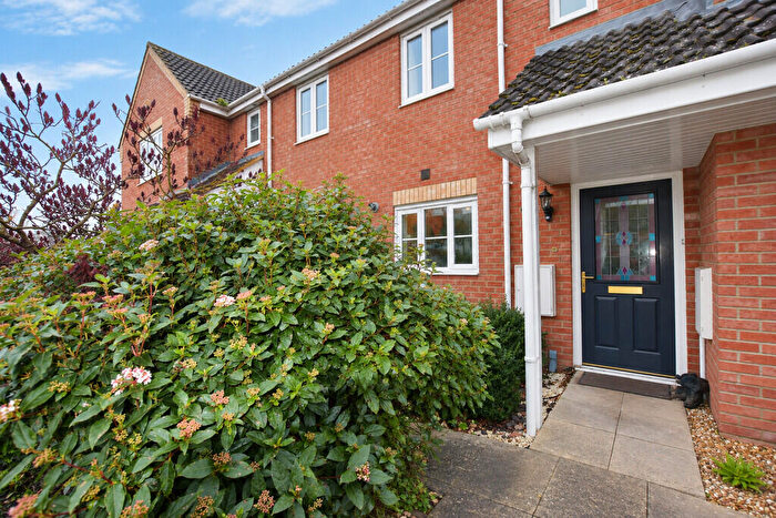 2 Bedroom Terraced House To Rent In Fox Hole Close, Warboys, PE28