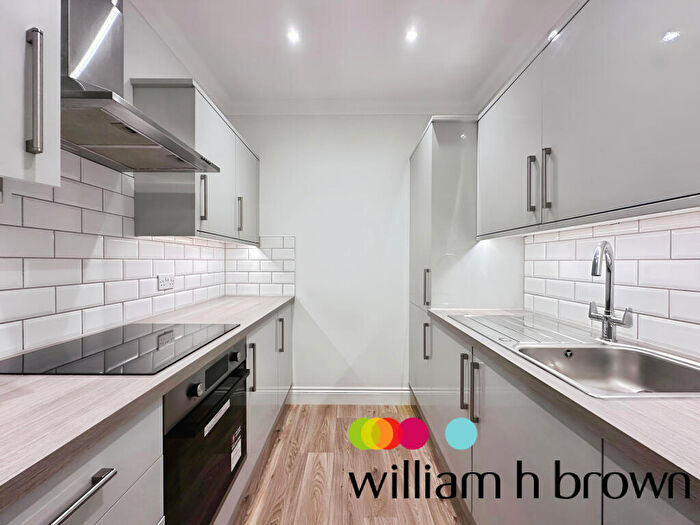 2 Bedroom Flat To Rent In New London Road, Chelmsford, CM2