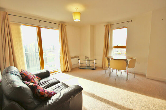 2 Bedroom Apartment To Rent In Britton House, Lord Street, Manchester, M4