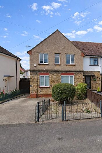 Studio To Rent In Lime Avenue, Yiewsley, West Drayton, UB7