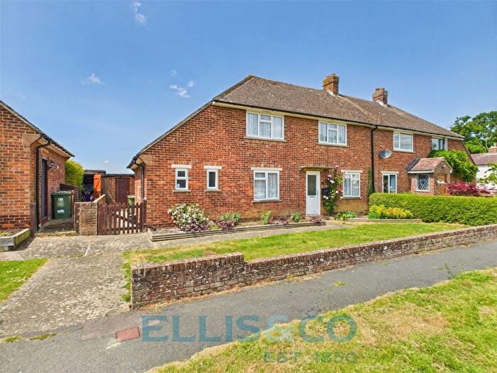3 Bedroom Semi-Detached House For Sale In Sychem Place, Five Oak Green, Tonbridge, Kent, TN12
