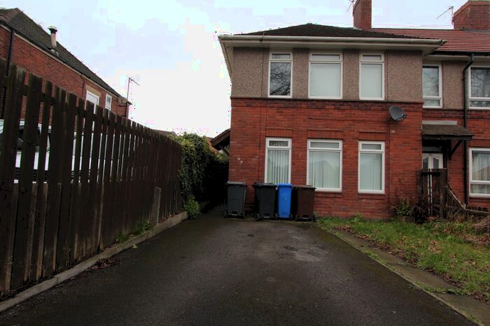 3 Bedroom Semi-Detached House To Rent In Prince Of Wales Road, Sheffield, S2