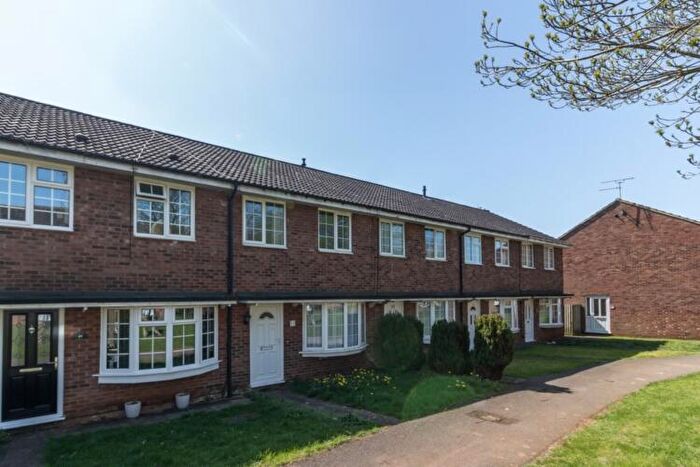 3 Bedroom Terraced House To Rent In Sussex Drive, Banbury, OX16