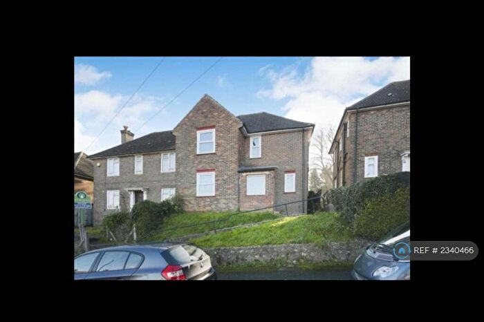 4 Bedroom Semi-Detached House To Rent In Ringmer Drive, Brighton, BN1