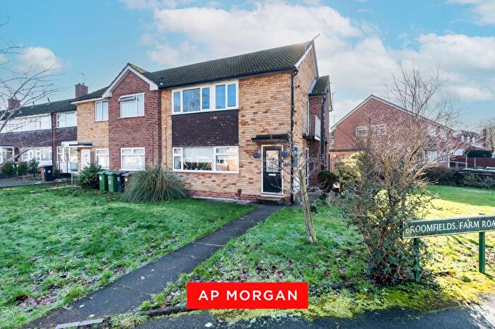 2 Bedroom Maisonette For Sale In Shustoke Road, Solihull, West Midlands, B91