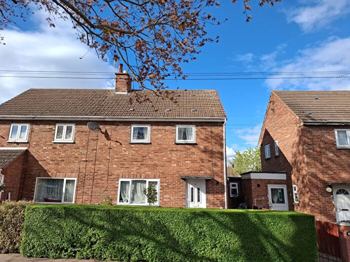 3 Bedroom Semi Detached House For Sale In Kingsway, King's Lynn, PE30