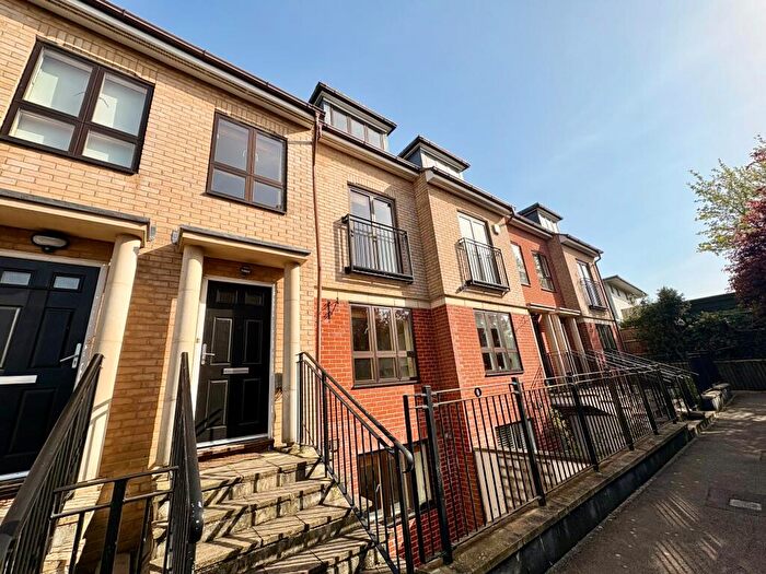 4 Bedroom Town House For Sale In St Bartholomews Court, Cambridge, Cambridge, CB5