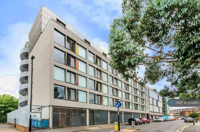 2 Bedroom Penthouse To Rent In Arklow Road, London, SE14
