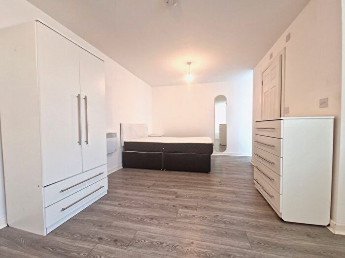 Studio To Rent In Flat, Wood Street, Rugby, CV21