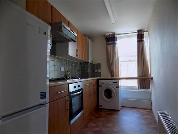 2 Bedroom Flat To Rent In High Street, Margate, CT9