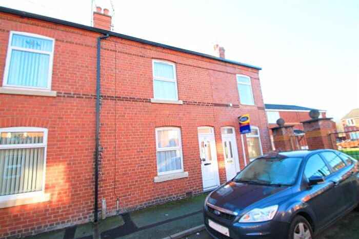 2 Bedroom Terraced House To Rent In Bright Street, LL13